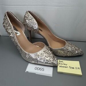 INC International Concepts Karlay Women Flower Embellished DOrsay Heels Size 11M
